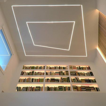 شقة Biblioteca De Lujo En El Centro Historico De مالقة المظهر الخارجي الصورة
